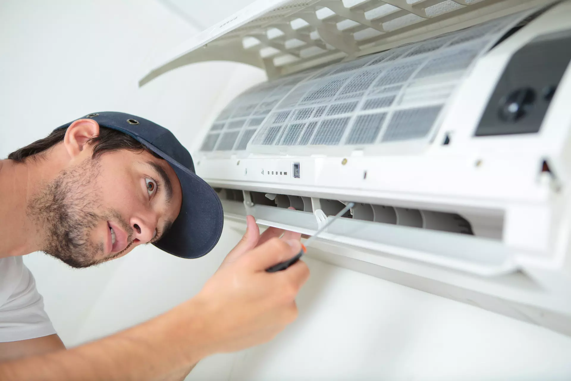 Recognizing the Signs That Your AC Needs Immediate Repair to Avoid Breakdown